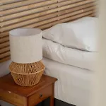 Cosy With Balcony By Renters Διαμέρισμα *