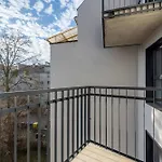 Διαμέρισμα Cosy With Balcony By Renters